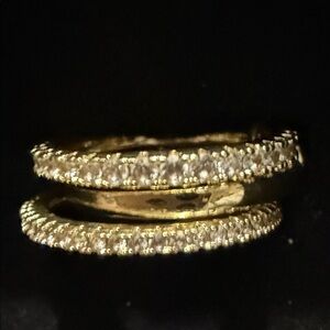 Diamond and Gold Expanding Women's Ring